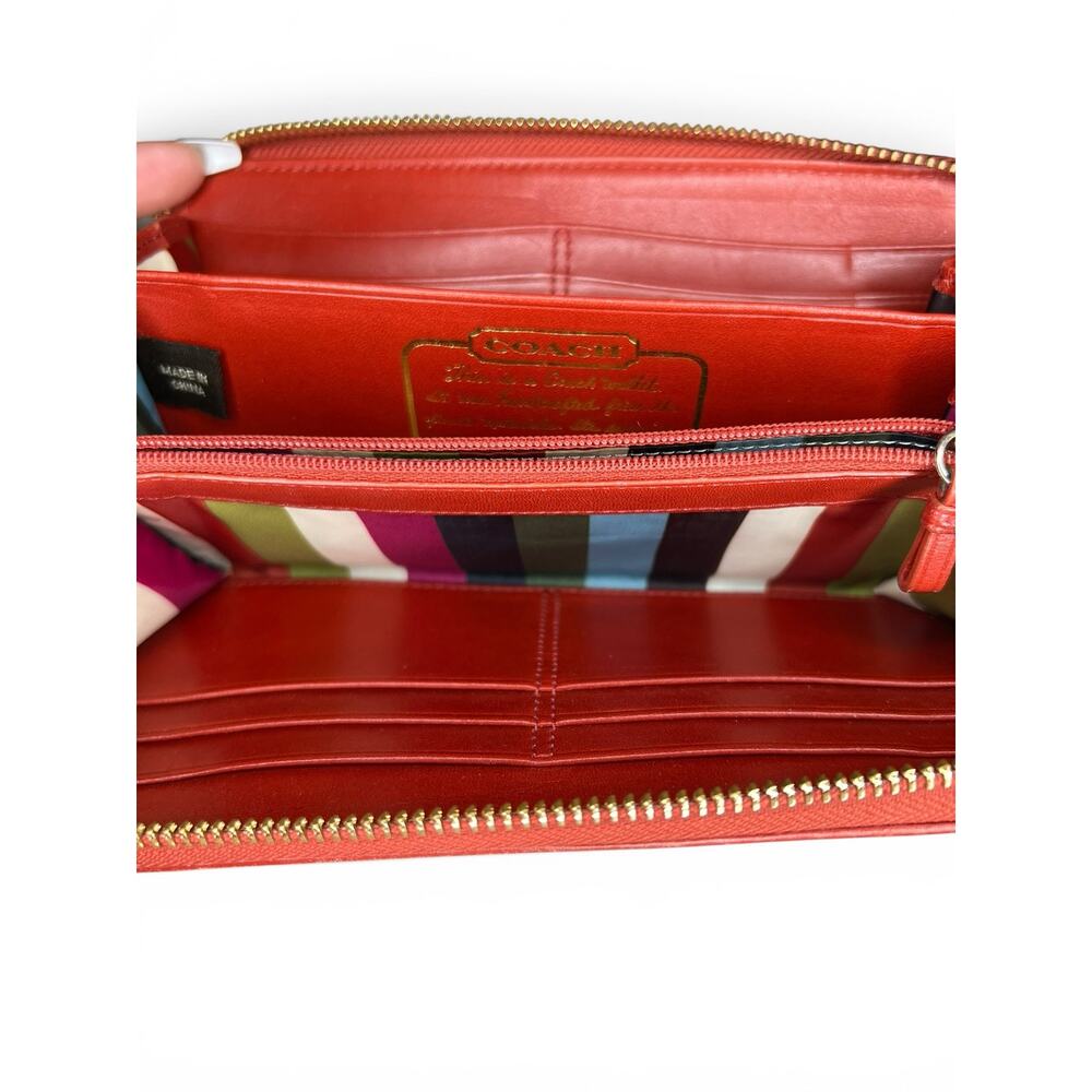 Vintage COACH Heritage Signature Stripe Wallet Red Multi-Color Legacy Lining - Picture 5 of 13